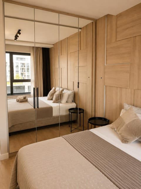 Bed, Living room, Photo of the whole room, Seating area, Bedroom, wardrobe
