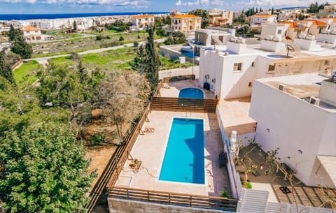 Balcony/Terrace, Pool view, Swimming pool