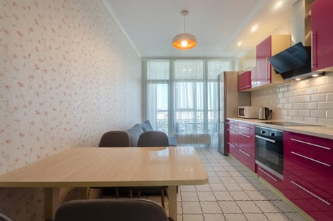 Living room, Dining area, pet friendly