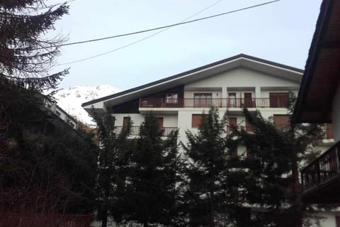 Joie de Vivre Gressoney St Jean Apartment in Gressoney-Saint-Jean