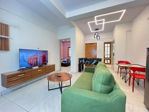 TV and multimedia, Living room, Seating area