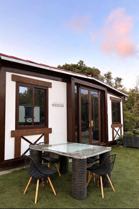 Property building, Patio, Garden, Dining area