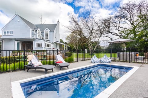 Property building, Swimming pool