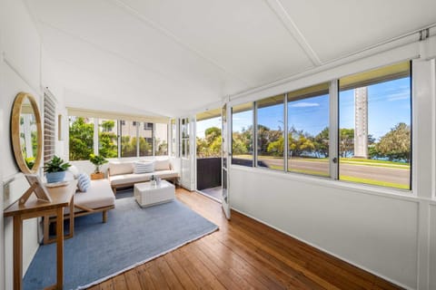 View (from property/room), Living room, Seating area, Garden view