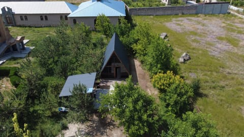 Property building, Natural landscape, Bird's eye view, Garden, Garden view