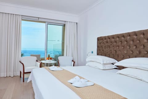 Bed, Balcony/Terrace, Bedroom, Sea view, Family