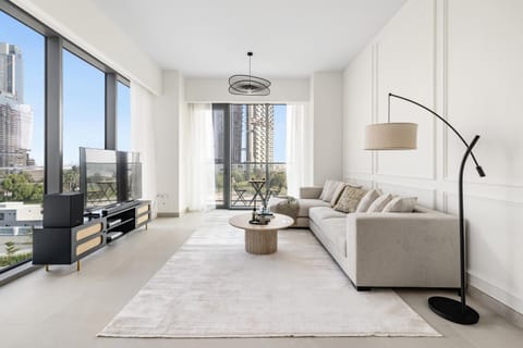 Bed, View (from property/room), Balcony/Terrace, Living room, Photo of the whole room, Seating area, Bedroom