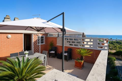 Property building, Balcony/Terrace
