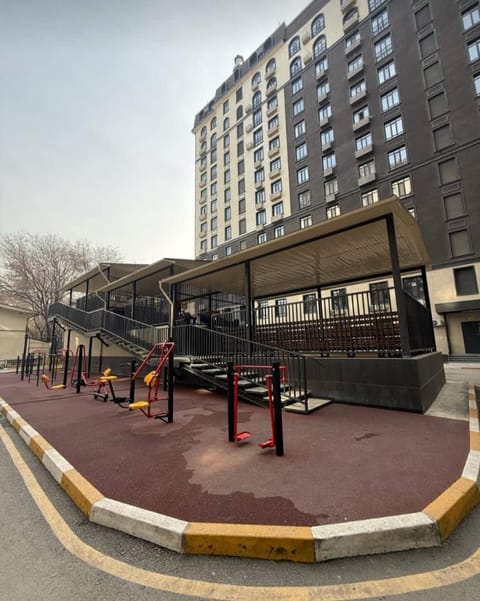 Day, Children play ground
