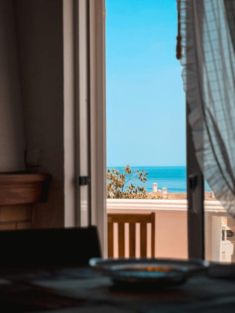 View (from property/room), Balcony/Terrace, Sea view