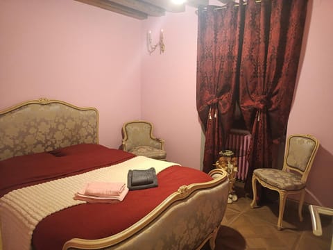 Bed, Photo of the whole room, furniture, furniture