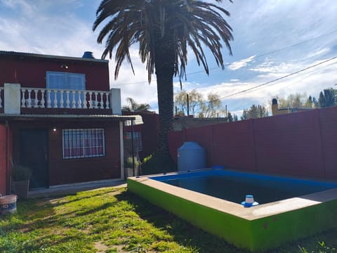 Garden, Swimming pool