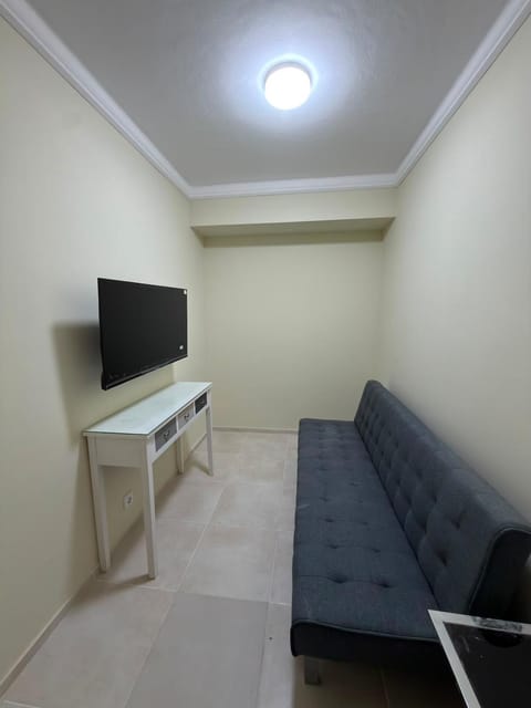 Communal lounge/ TV room, TV and multimedia, Living room