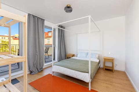 Bed, Balcony/Terrace, Bedroom