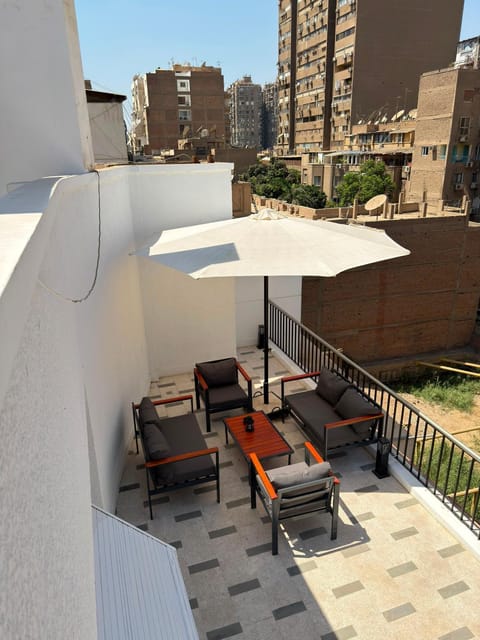 Property building, Balcony/Terrace