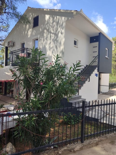 Property building, View (from property/room)