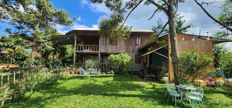 Property building, Garden, Garden view