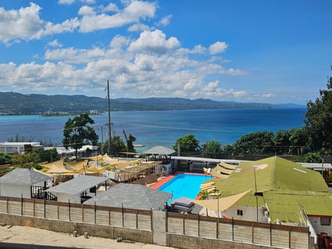Day, Natural landscape, Nightclub / DJ, Evening entertainment, Mountain view, Pool view, Sea view, Swimming pool, Swimming pool