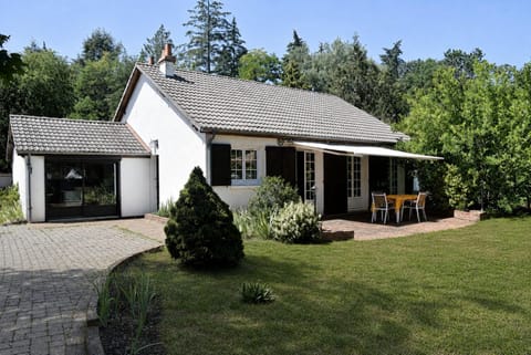 Property building, Garden, Garden view