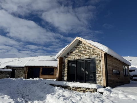Property building, Lake view