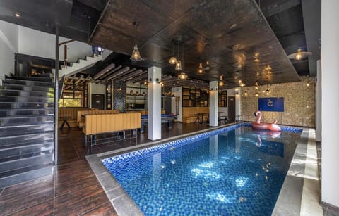 Pool view, Swimming pool