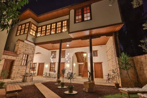 Property building, Night