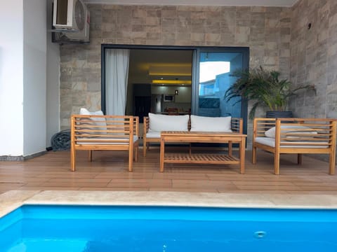 Pool view, Swimming pool