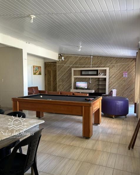 Game Room, Evening entertainment
