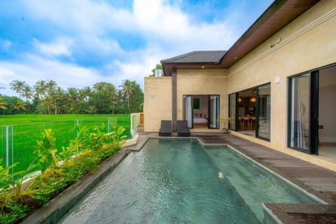 Natural landscape, Swimming pool