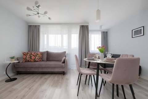 Living room, Photo of the whole room, Seating area, Bedroom