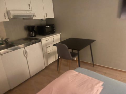 microwave, oven, kitchen