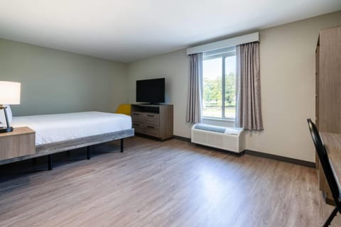 Bed, Photo of the whole room