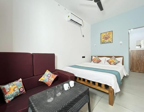 Bed, Photo of the whole room, Bedroom, air conditioner