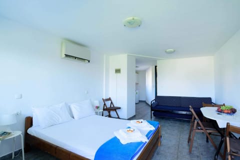 Mantilida Villa & Studio House in Crete