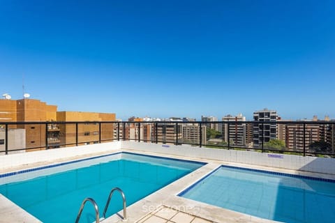 City view, Swimming pool