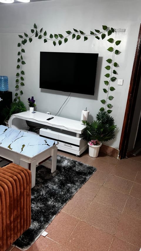Communal lounge/ TV room, TV and multimedia, Living room, Seating area