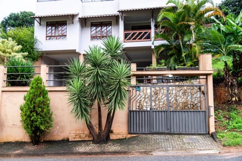 Property building, Day, Garden, View (from property/room), Balcony/Terrace, Garden view