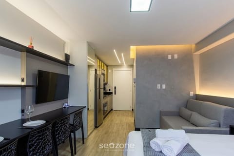 TV and multimedia, Kitchen or kitchenette, Living room, Bedroom