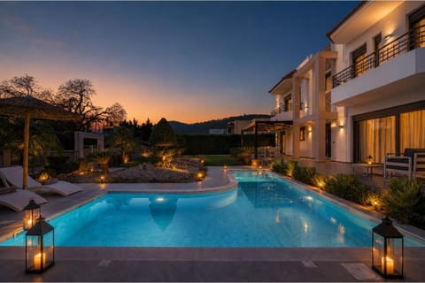 Property building, Swimming pool