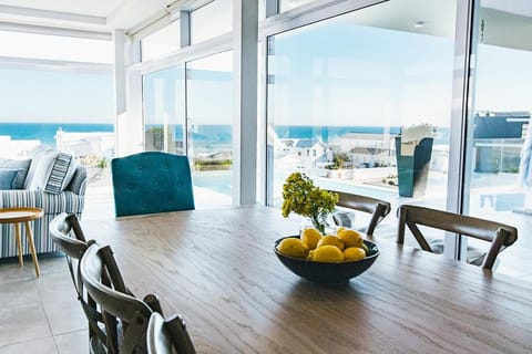 Balcony/Terrace, Living room, Dining area, Sea view