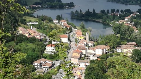Neighbourhood, Natural landscape, Lake view, Landmark view, Mountain view, Street view