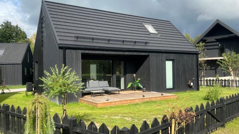 Garden, Balcony/Terrace