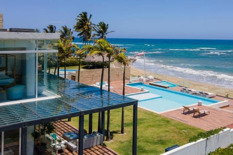 Bird's eye view, Pool view, Sea view