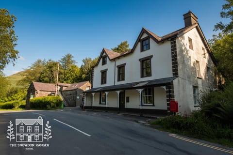 Property building, Street view