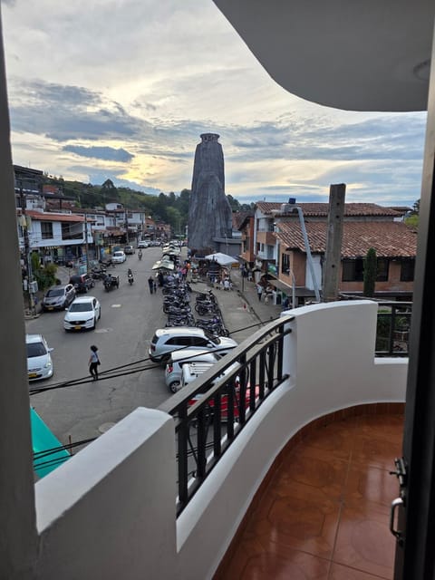 Property building, Day, Natural landscape, Balcony/Terrace, City view, Mountain view, Street view, Location