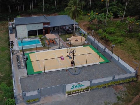 Tennis court, Tennis court, Swimming pool