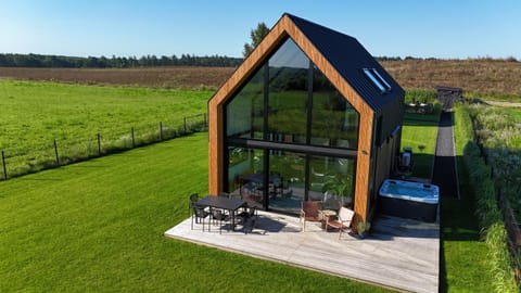 Property building, Day, Natural landscape, Garden
