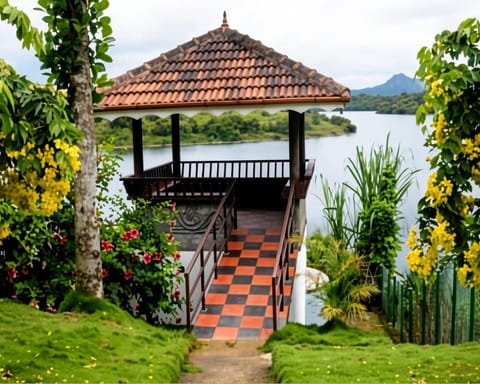 Nearby landmark, Natural landscape, Garden, Garden view, Lake view, Mountain view, River view