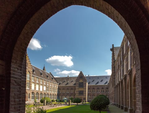 Property building, Garden, View (from property/room), Balcony/Terrace, Inner courtyard view