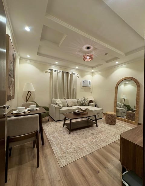 Living room, Photo of the whole room, Seating area